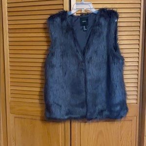 Forever 21 Nice vest gray color.